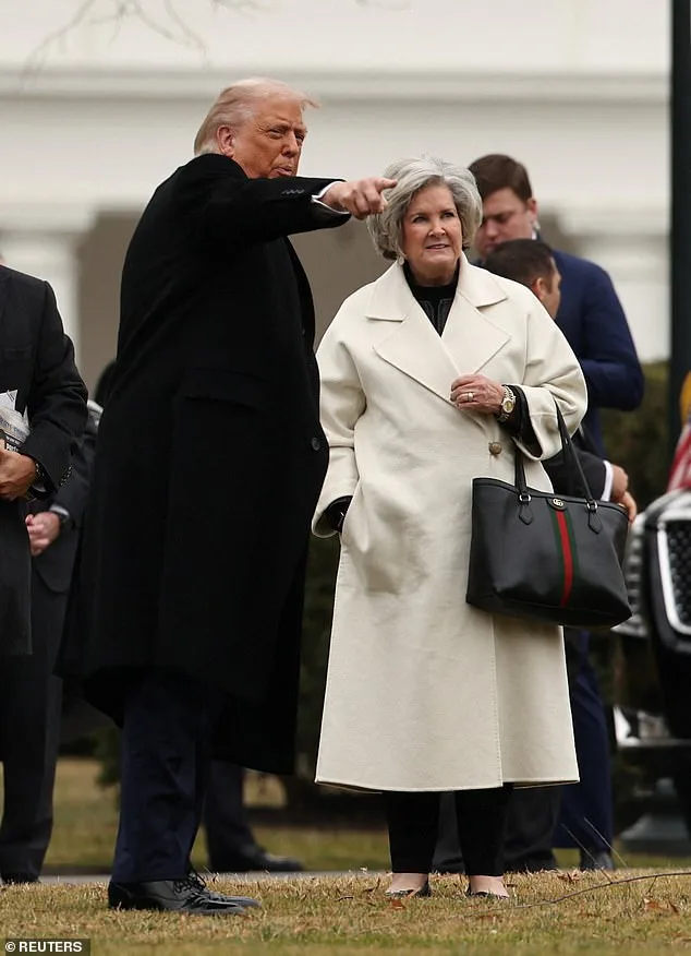 Susie Wiles Reemerges on South Lawn, Reigniting Speculation About Her Role in Trump Administration