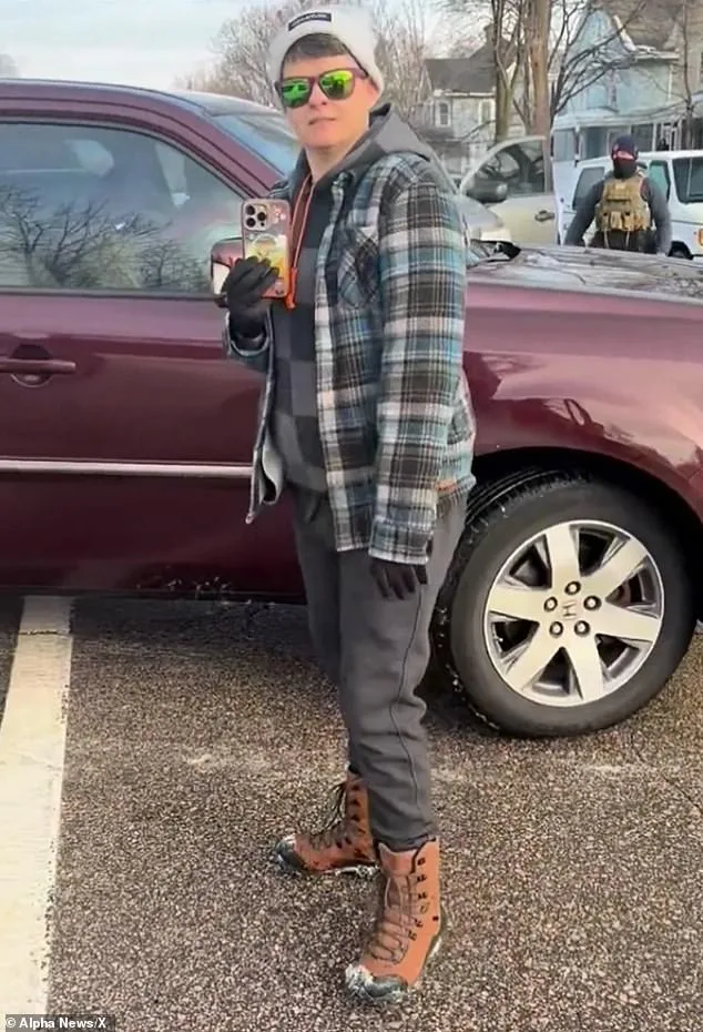 Federal Investigators Deepen Inquiry Into Death of ICE Protester Renee Good, Tied to Anti-Trump Immigration Activism