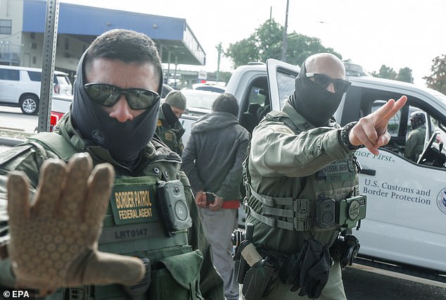 Joe Rogan Compares ICE Raids to Nazi Gestapo in Podcast Discussion Involving Sen. Rand Paul and Context of Renee Nicole Good Shooting