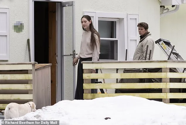 US Marshals' Raid on Timothy Busfield's Home Fails as Actor Surrenders Ahead of Arrest