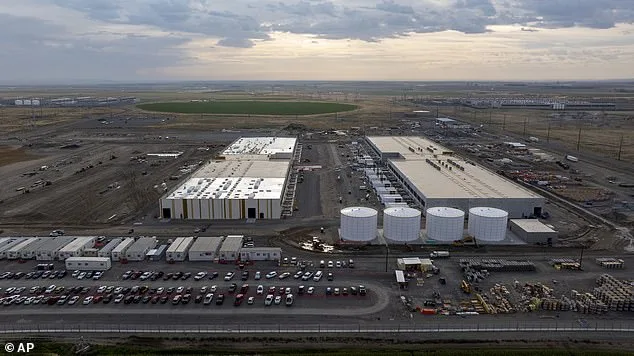 Privileged Access to Trump's AI Ambitions Amid Foreign Policy Controversies