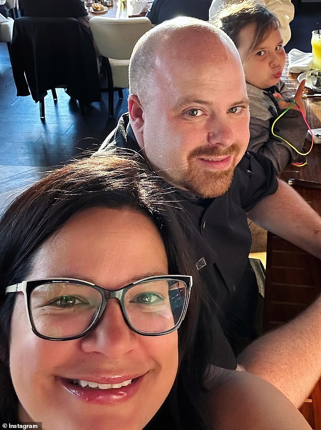 Restaurant Owners Treat Entire Staff to Bahamian Cruise in Heartwarming Gratitude Gesture