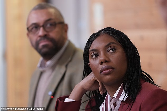 UK Leaders Condemn Trump's Remarks on British Soldiers in Afghanistan