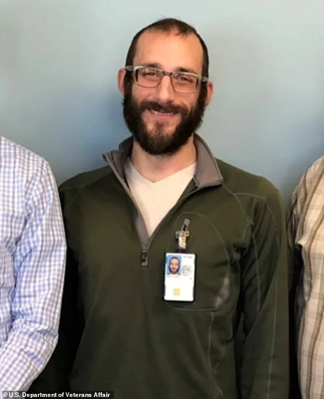 Newly Released Footage of ICE Confrontation with Alex Pretti Reignites National Debate Over Federal Actions