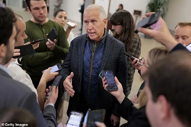 Trump Slams GOP Senators as 'Losers' in Row Over Noem's Removal