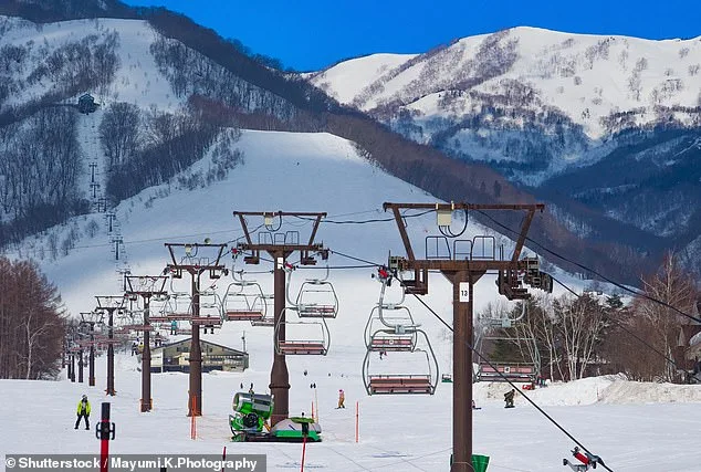22-Year-Old Australian Snowboarder Dies in Japan Chairlift Tragedy