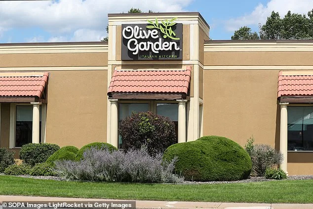 Chilling 911 Call Exposes Olive Garden Tragedy: Worker Falls into Boiling Oil Vat