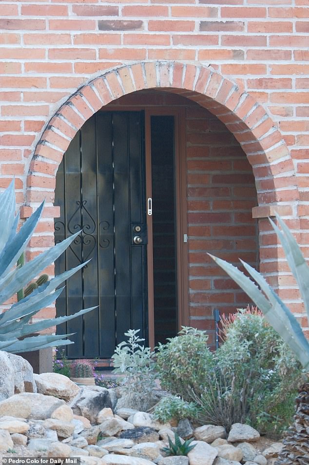 Retired FBI Agent Greg Rogers Reveals Meticulously Planned Abduction of Nancy Guthrie, Highlights Missing Doorbell Camera as Key Clue