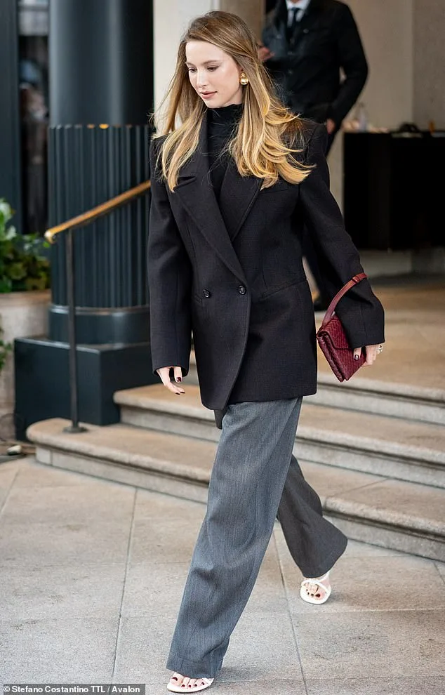 Eve Jobs Attends Milan Fashion Week in Casual Elegance and High-Fashion Ensemble