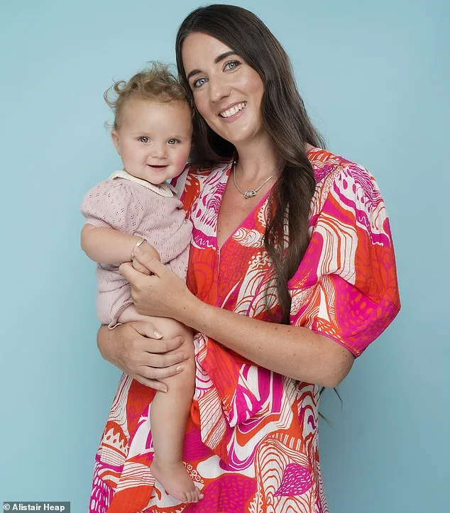 Late-Breaking: The Heart-Pounding Moment of a 16-Week Scan in Autumn 2021