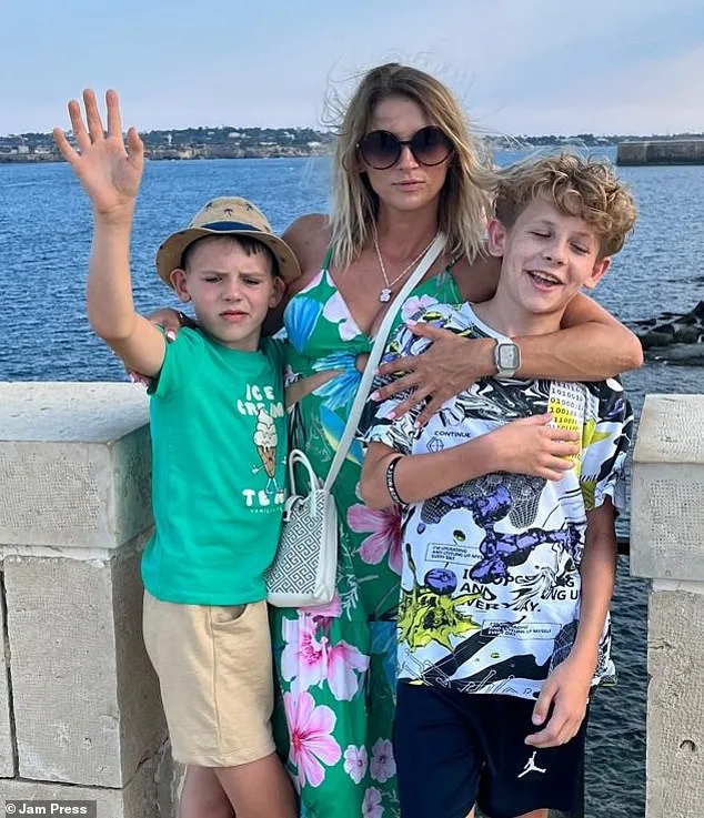 Limited Insights, Privileged Choices: The Information Gap in Solo Parenting Debates