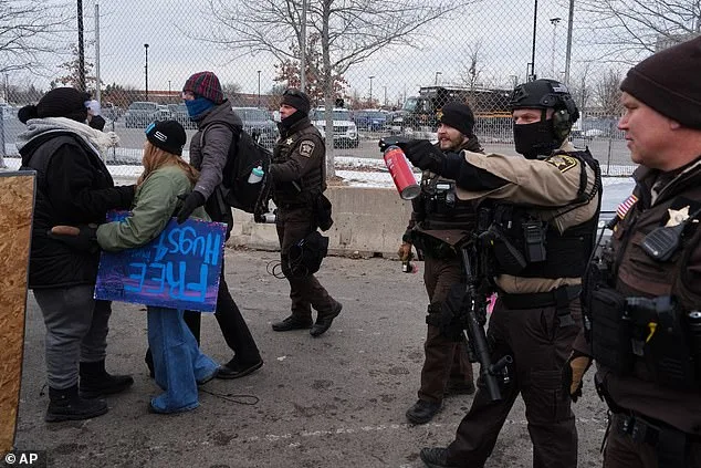 Minnesota Authorities Pledge Federal Collaboration in Alex Pretti Case, As Partnership Talks Continue