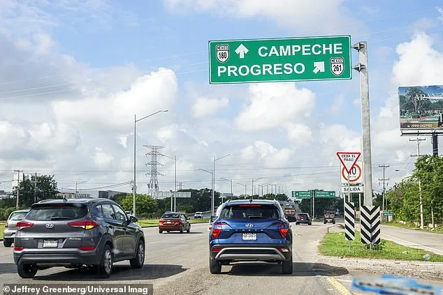 Truck Crash and Explosion on Yucatán Highway Kill at Least 15, Including All 14 Truck Occupants