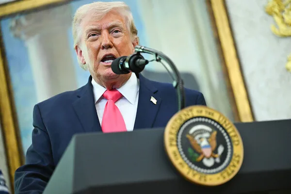 Trump Seeks Financial Backing from Arab Nations for Potential Iran Conflict as Controversy Mounts Over U.S. Sovereignty Concerns