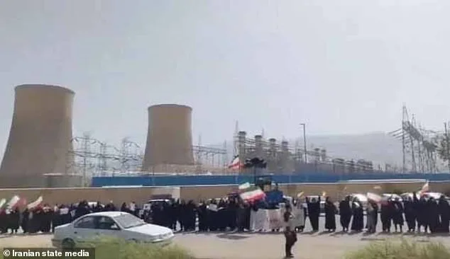 Iran at a Crossroads: Defiance and Fear as Deadline Looms