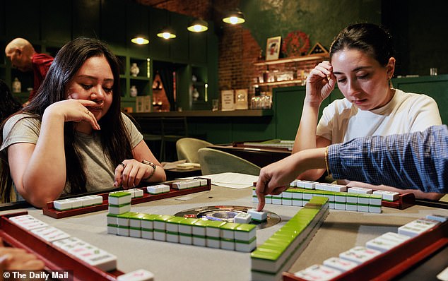 Celebrities and influencers gather for high-stakes mahjong nights across America.